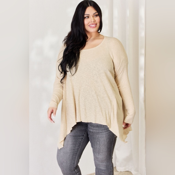 HEYSON Full Size Oversized Sharkbite Hem Top Plus Size Available - Picture 3 of 10
